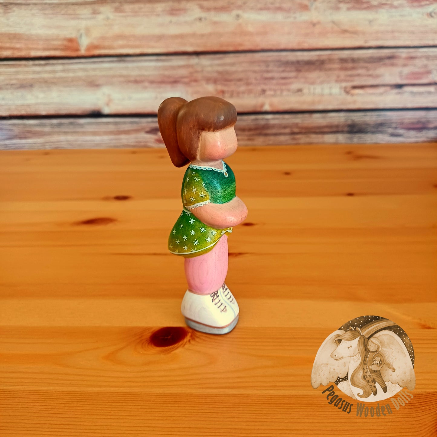 Wooden Ice skating girl
