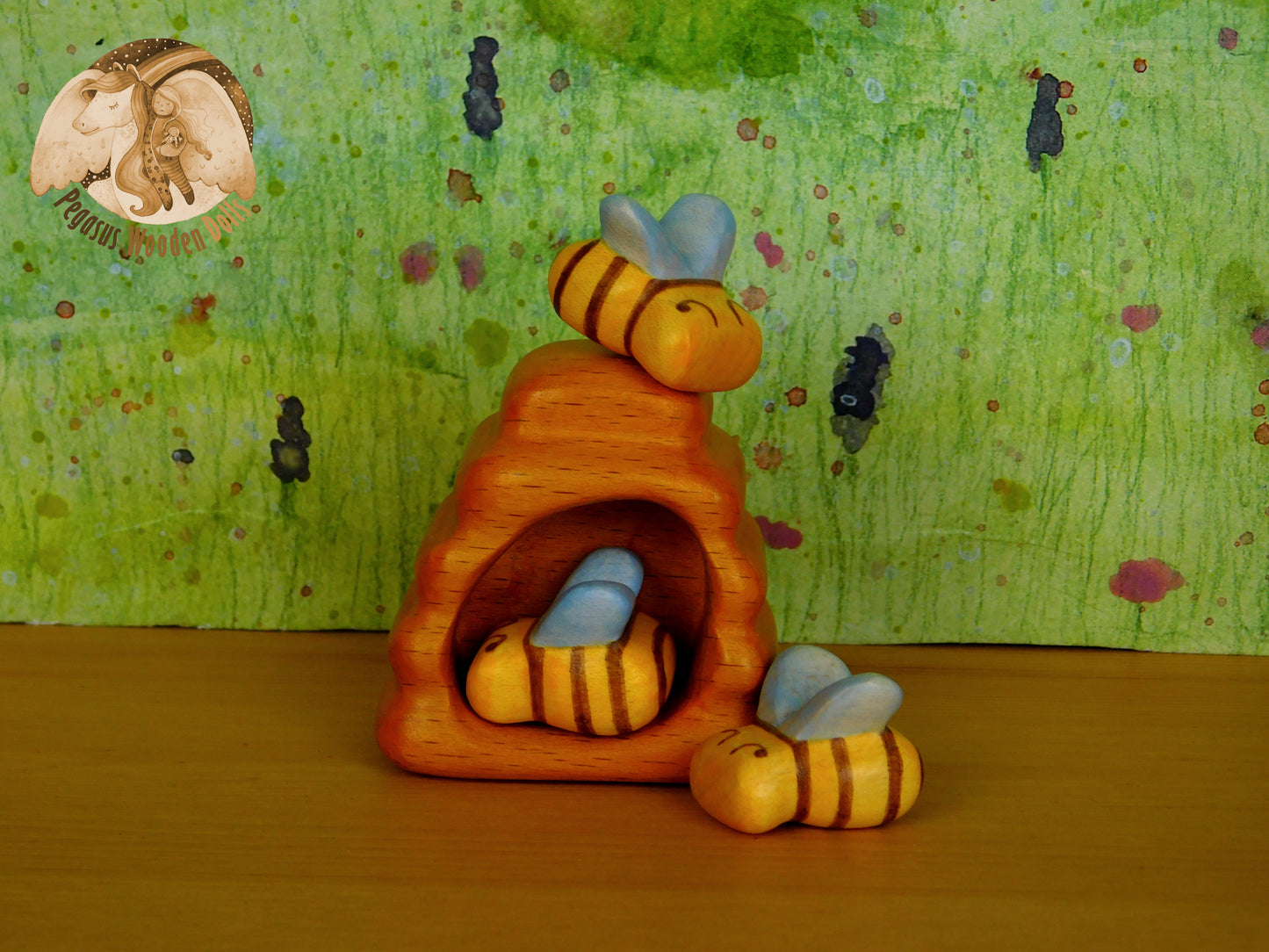 Wooden Bees in beehive set of 4 pieces