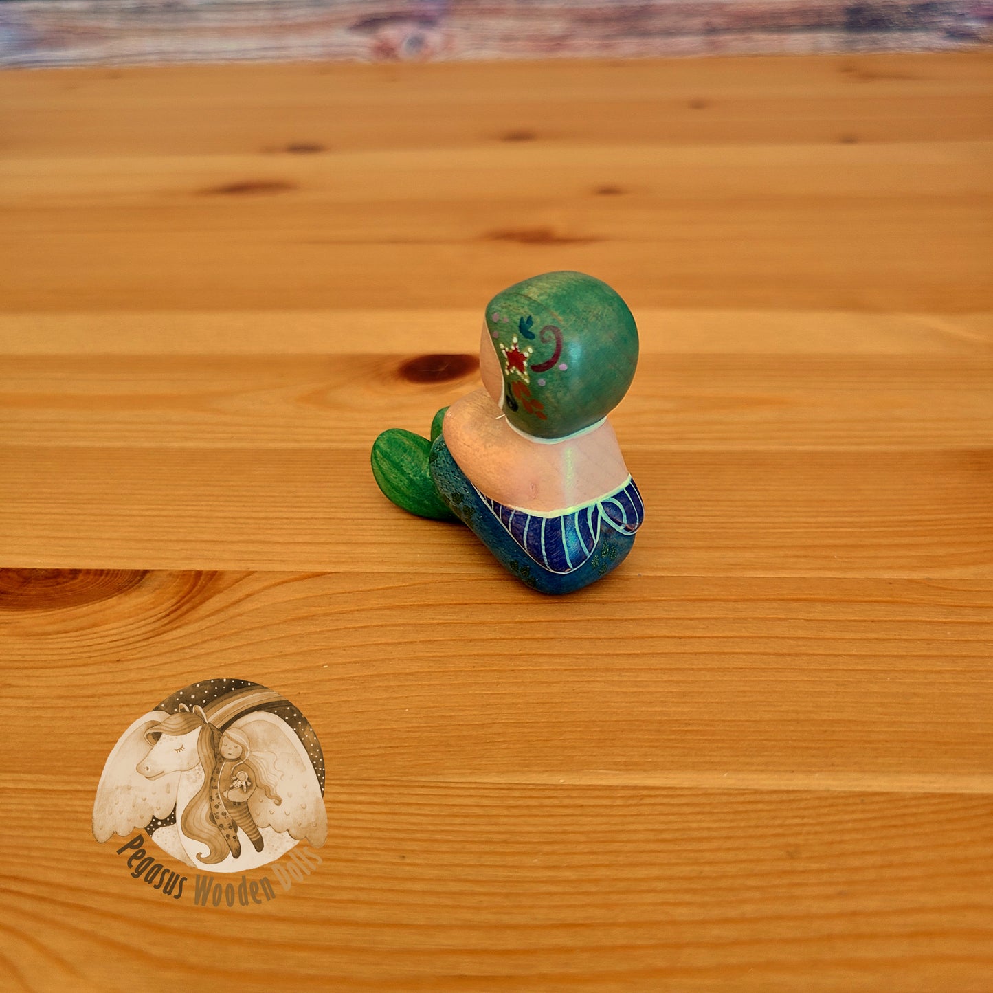 Wooden Green Sitting Merbaby