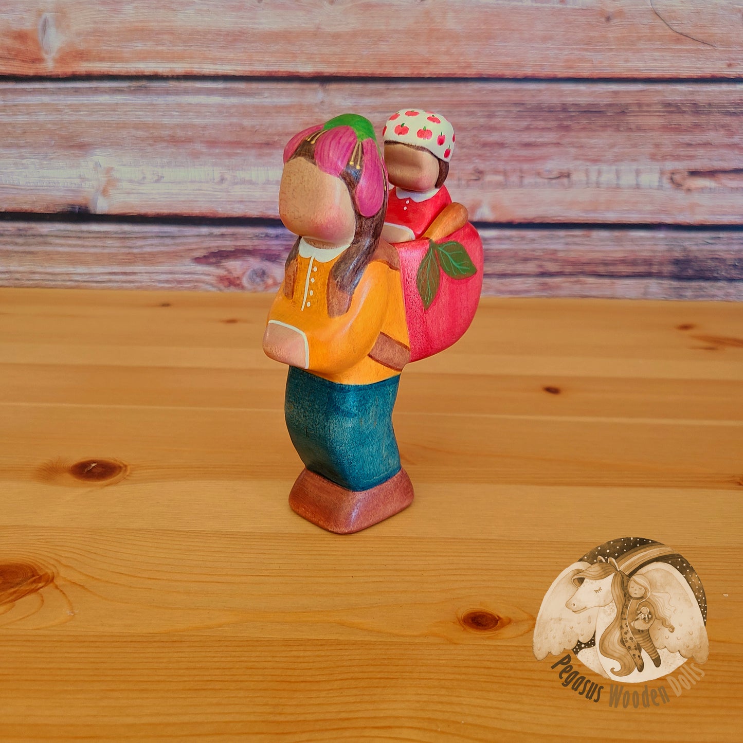 Wooden Apple Mother with baby