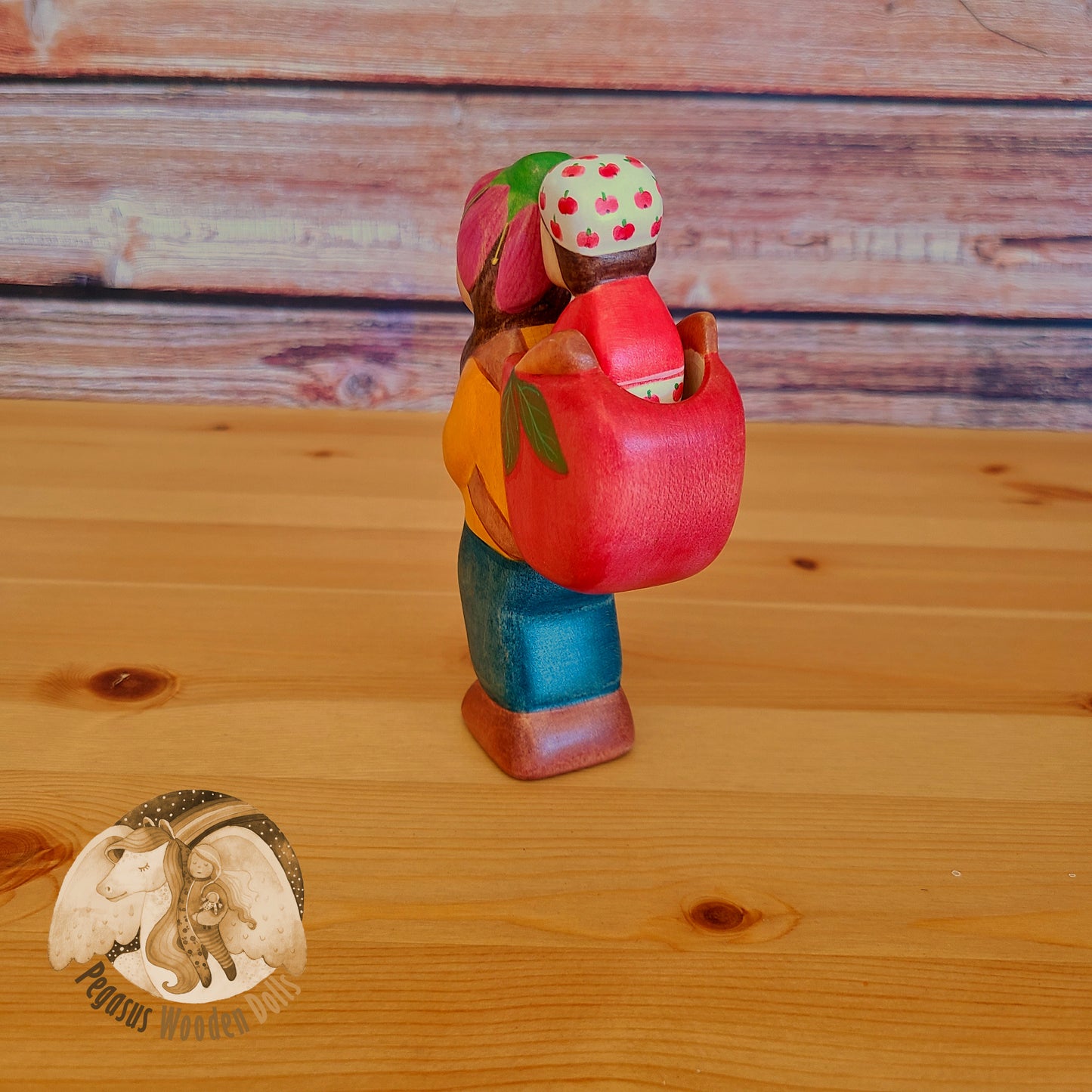 Wooden Apple Mother with baby