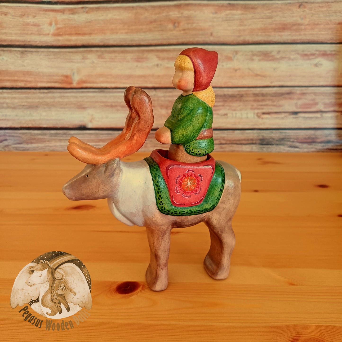 Wooden Reindeer with rider (blonde)