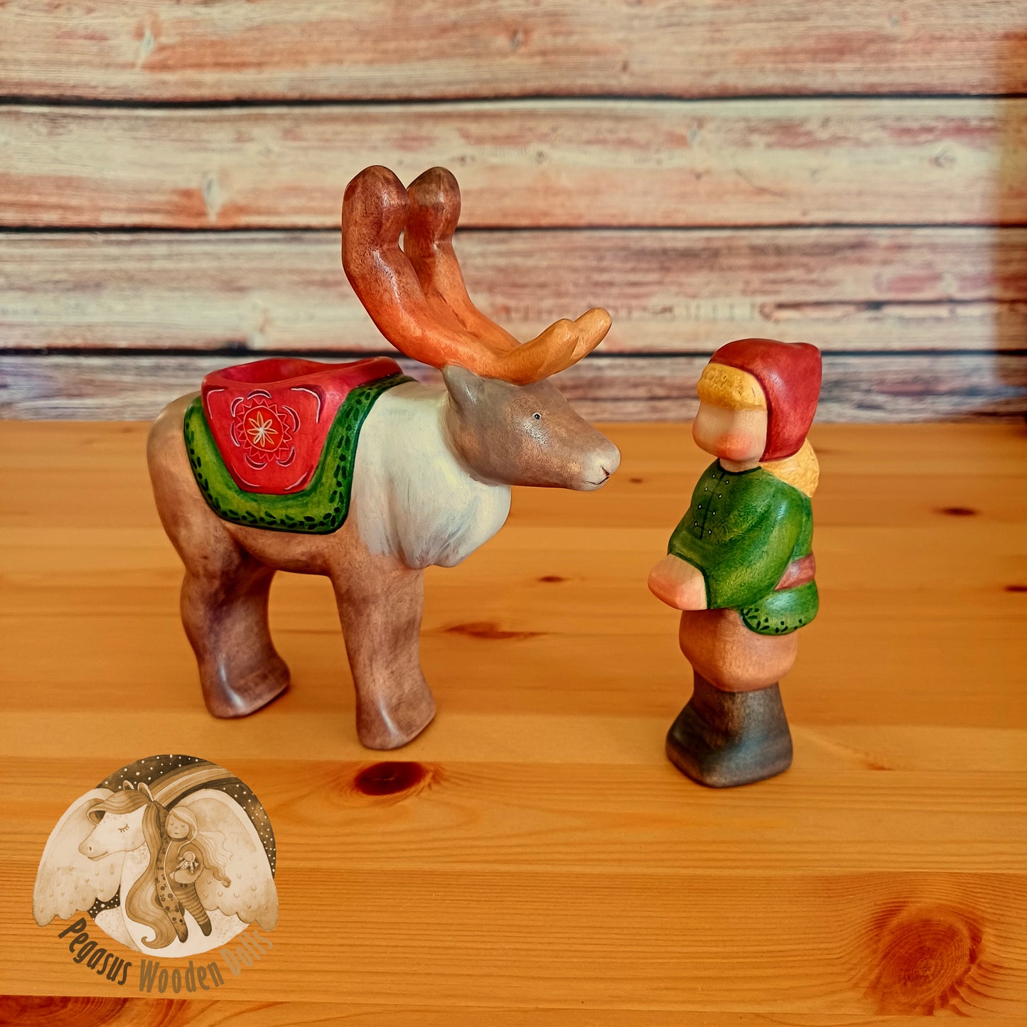 Wooden Reindeer with rider (blonde)